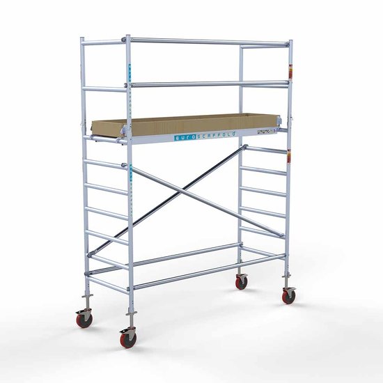 Alumiiniumtellingud 90х250 4,2 m töökõrgus* Alumiiniumtellingud 90х250 4,2 m töökõrgus*