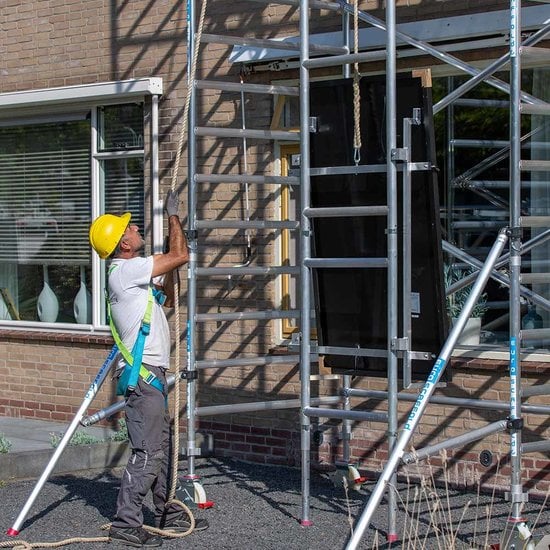 Alumiiniumtellingud päikesepaneelide tõstmiseks 135х250 10,2 m töökõrgus Alumiiniumtellingud päikesepaneelide tõstmiseks 135х250 10,2 m töökõrgus