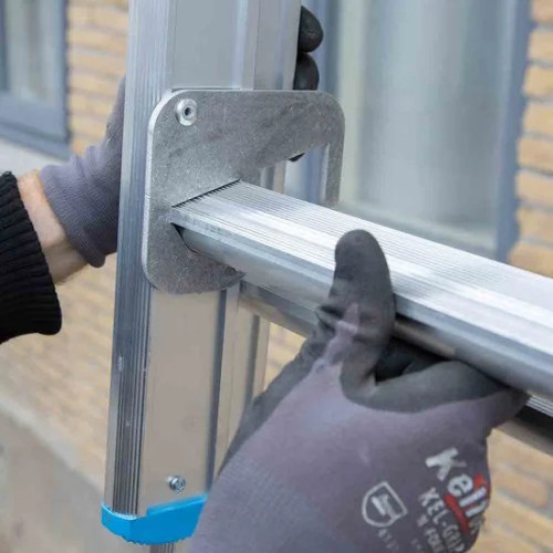 Two section wide ladder 2x12 + facade roller