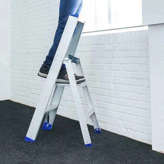 Trepp ühepoolne 2 astet Trepp ühepoolne 2 astet