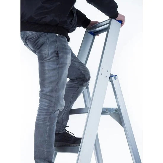 Trepp ühepoolne 3 astet Trepp ühepoolne 3 astet