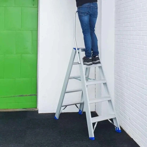 Kahepoolne 5 astmega trepp