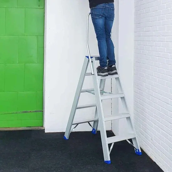 Kahepoolne 5 astmega trepp Kahepoolne 5 astmega trepp